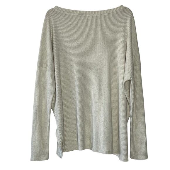 THE GROUP BY BABATON ARITZIA REVERSE LONG SLEEVE RIBBED V-NECK SWEATER SIZE 3 - Picture 2 of 8